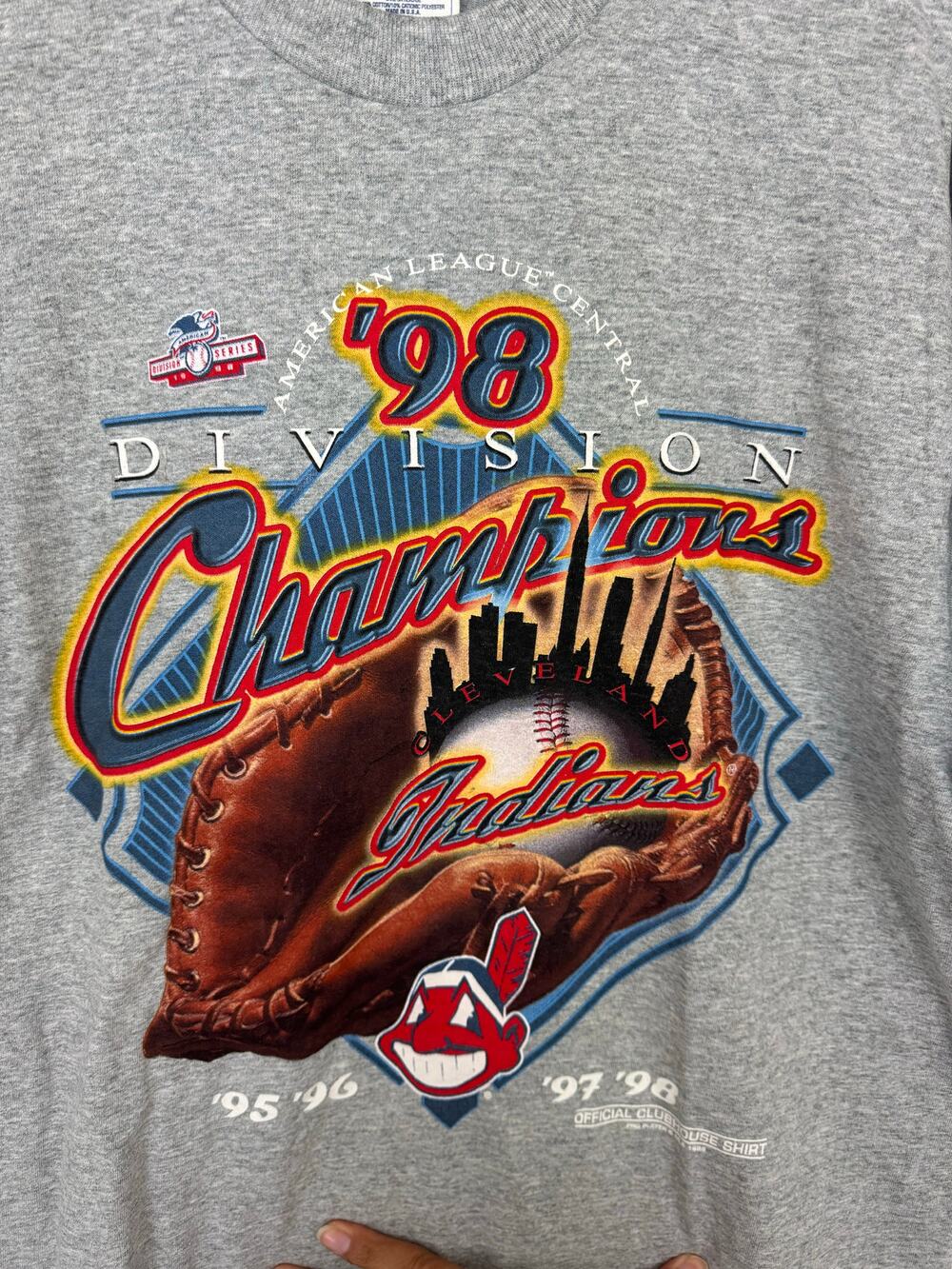 Vintage 1998 Cleveland Indians Division Champions Pro Player Tee L USA